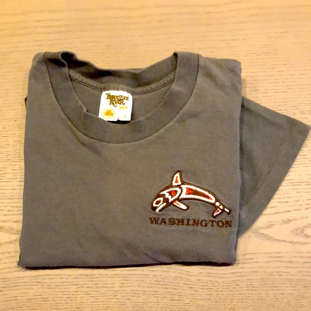 90s Single Stitch Tennessee River Gold Vintage Tag Fish Orca WA T-Shirt Sz L